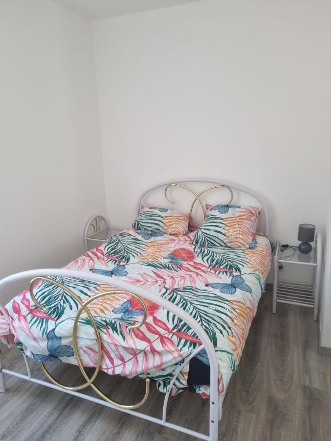 Appartement Sejour , Cure Cransac Au 1Er Etage 2 Nuits Minimum Zewnętrze zdjęcie